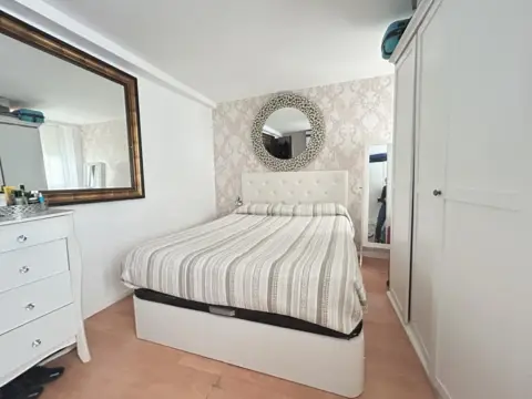 Chalet en calle de Gayarre