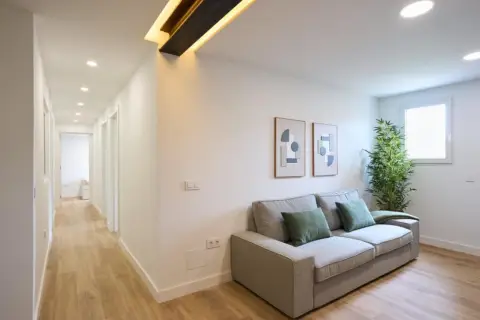 Habitación en calle de Manuel de Falla