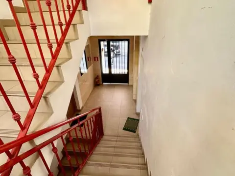 Piso en calle Barrilleros