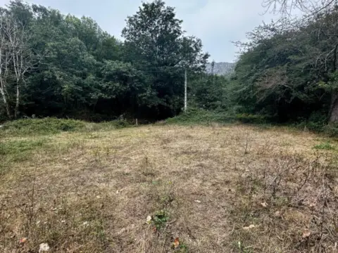 Terreno en calle Llano Margolles