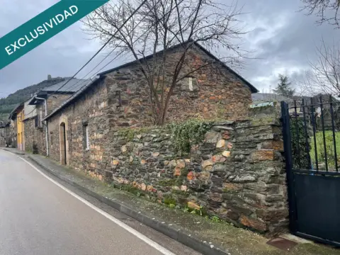 Casa rústica en Congosto