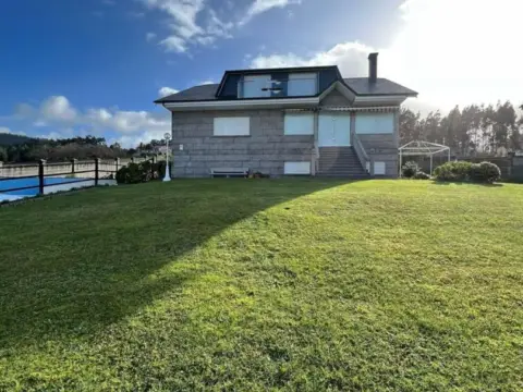 Chalet en Avenida de Couce Casas, 40