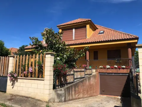 Chalet en calle Nueva
