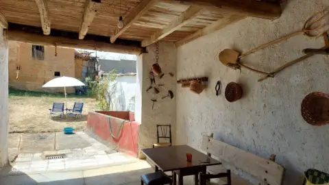 Finca rústica en calle de Arriba, 25