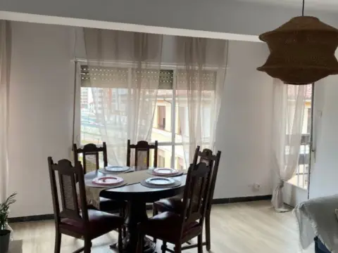 Piso en Avenida de Ramón y Cajal, 43