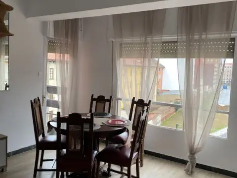 Piso en Avenida de Ramón y Cajal, 43