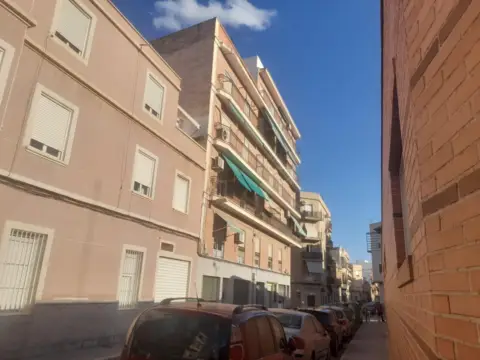 Piso en Raval de Santa Teresa-El Asilo