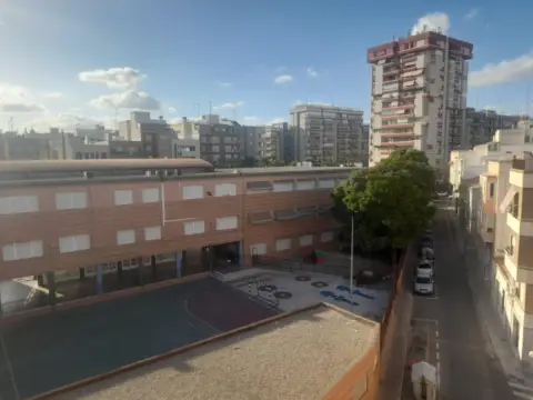 Piso en Raval de Santa Teresa-El Asilo