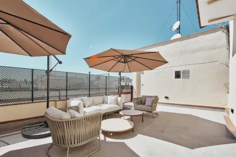 Ático en calle de Espartinas, 7