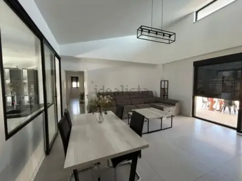 Chalet en calle de Josefina Carabias