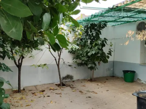 Chalet en calle del Oriente