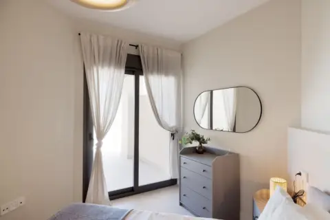 Piso en calle Marqués de Valle-Niza, 79