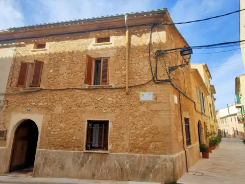 Casa en Carrer de Lledoner