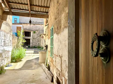 Casa en calle J.Monjo March