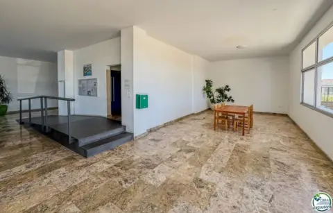 Estudio en Carrer de l'Alhambra