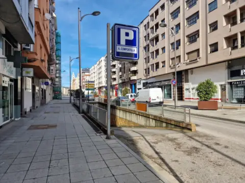 Garaje en calle Compostilla, 1