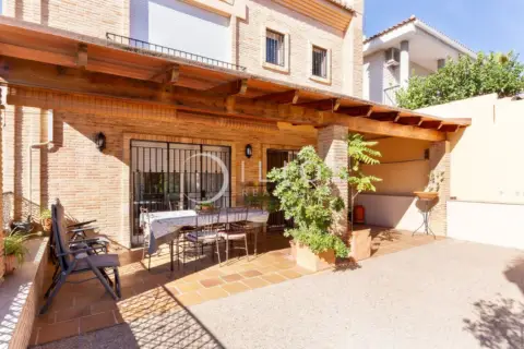 Chalet en calle de Moncada