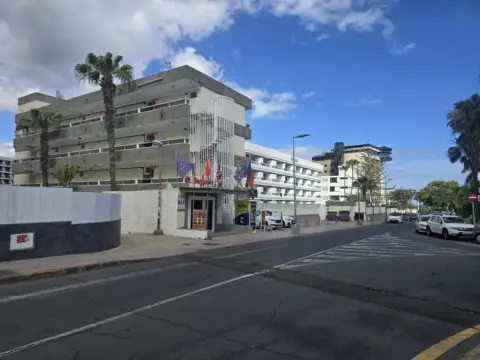 Estudio en Avenida de los Estados Unidos, 34
