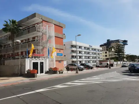 Estudio en Avenida de los Estados Unidos, 34