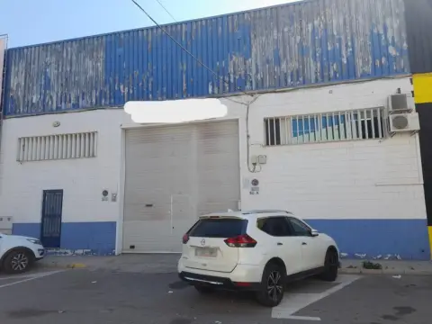 Nave industrial en Divina Pastora