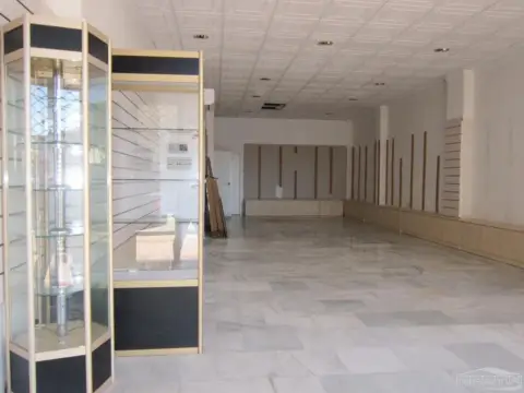 Local comercial en Semicentro
