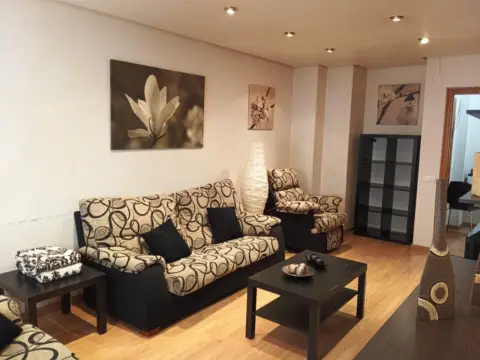 Piso en calle Vara de Rey, 11