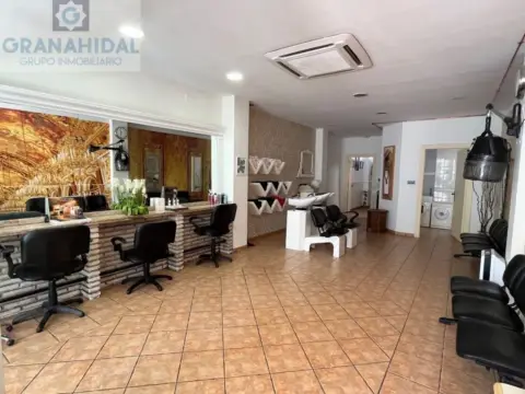 Local comercial en calle de Cedazos