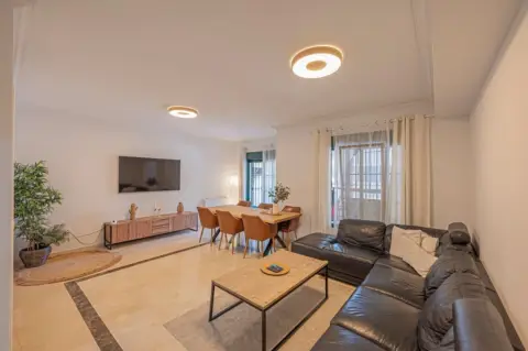 Casa adosada en calle Estena