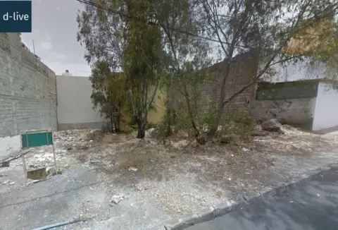 Terreno en calle del Peral