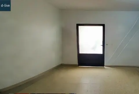 Local comercial en calle de Manuel de Falla