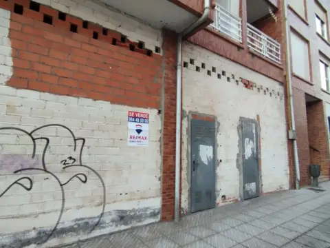 Local comercial en calle Francisco Álvarez Martínez, nº 18