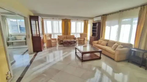 Piso en Avenida de Ricardo Soriano