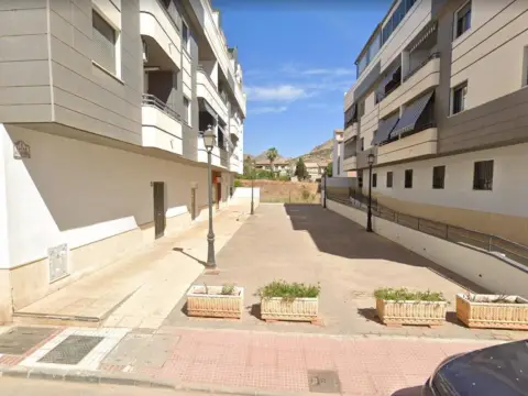 Terreno en calle Alcaparra