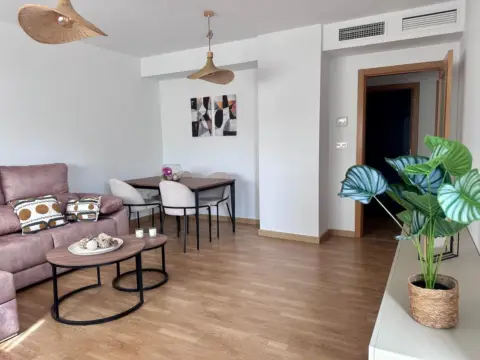 Piso en Avenida Rafael Leyva Loro