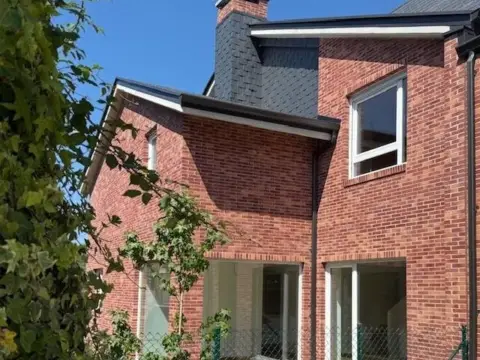 Casa pareada en Mortera