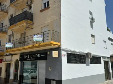 Piso en Avenida de la Asunción
