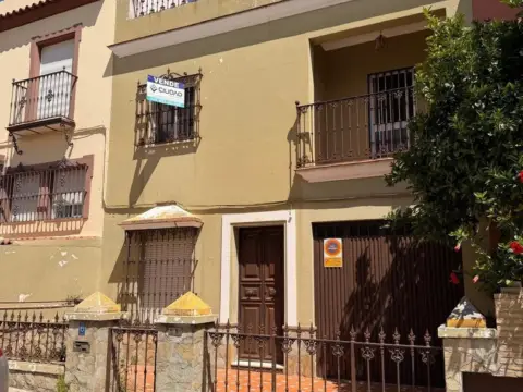 Casa en calle de Venezuela, 6