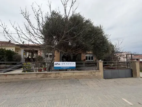 Chalet en Avinguda de la Selva