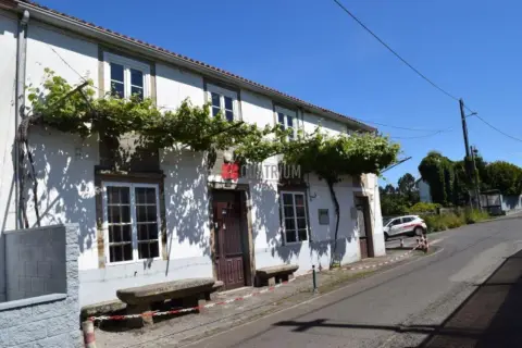 Chalet en Rúa de San Roque de Laraño