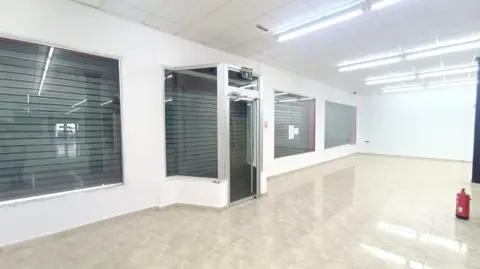 Local comercial en Avenida del Doctor Artero Guirao