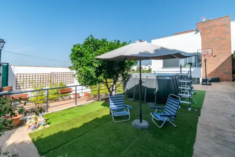 Chalet en calle de Montevive