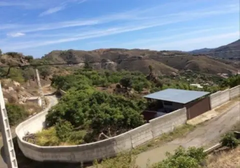 Finca rústica en calle Diseminados, Pol-8 Par-359