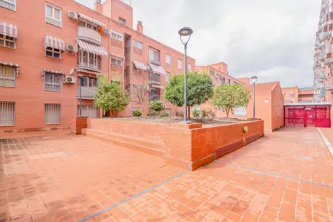 Dúplex en calle de Joaquina Eguaras