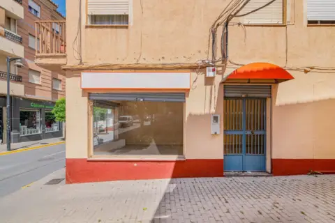 Local comercial en calle Bajo