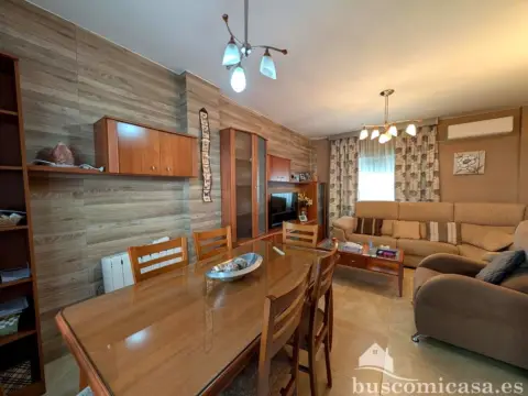 Casa – Linares
