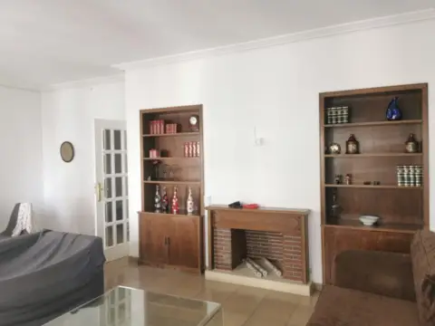 Apartamento en Rambla de Méndez Núñez