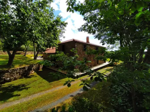 Casa en Mera de Abaixo