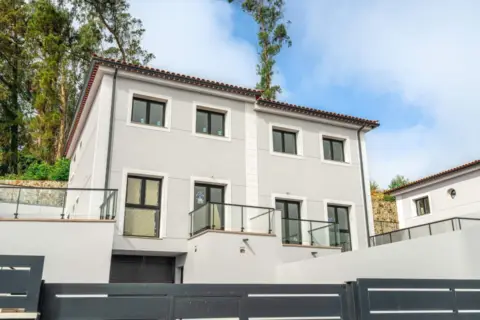 Casa pareada en Camino de la Milagrosa el Ortigal, 15