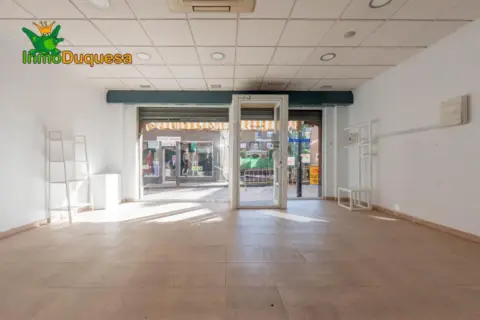 Local comercial en Ayuntamiento