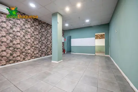 Local comercial en Ayuntamiento